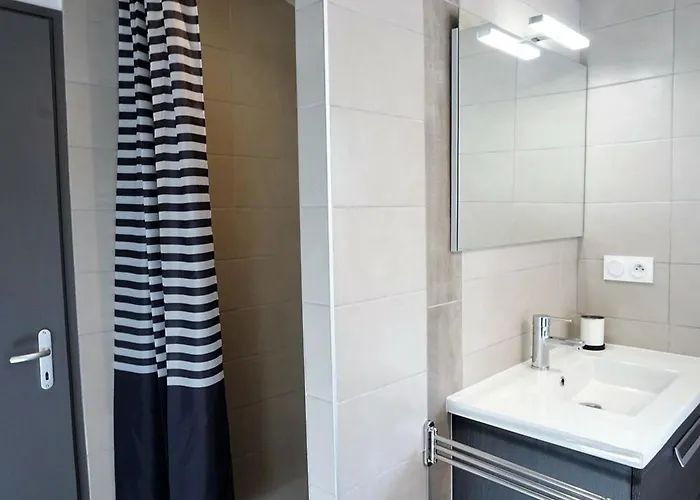 Casa de Férias Maison En Bord De A : 3 Chambres, Jardin Clos, Internet, Parking, A 250m - Fr-1-224b-646 *